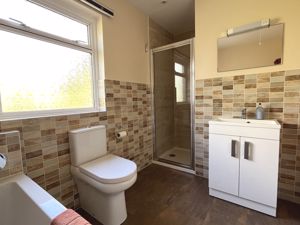 Photo 24- click for photo gallery